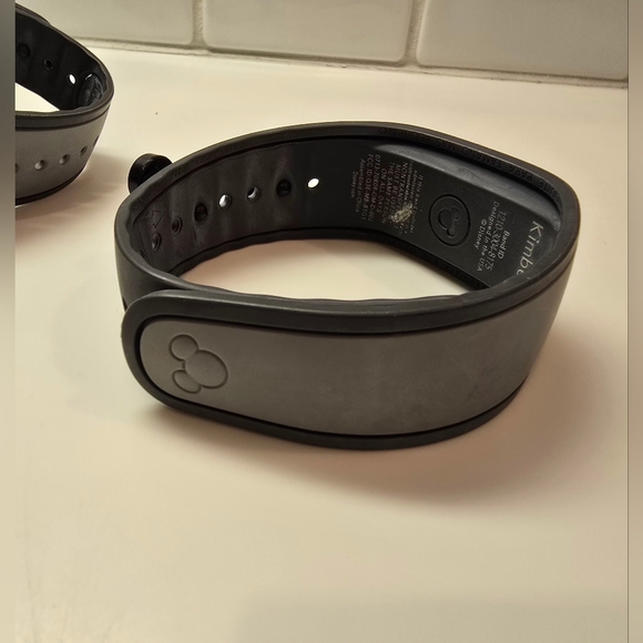 Vintage Disney Magic Bands (3) - Picture 4 of 9